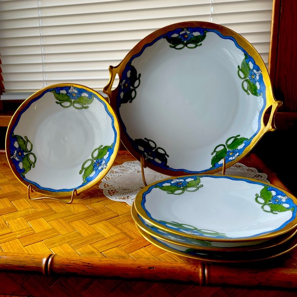 Deb Baker Art Modern Blooms Platter main image 1